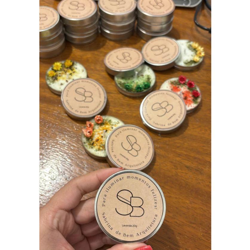 Kit de 12 Velas Aromáticas Personalizadas - Cera Vegana